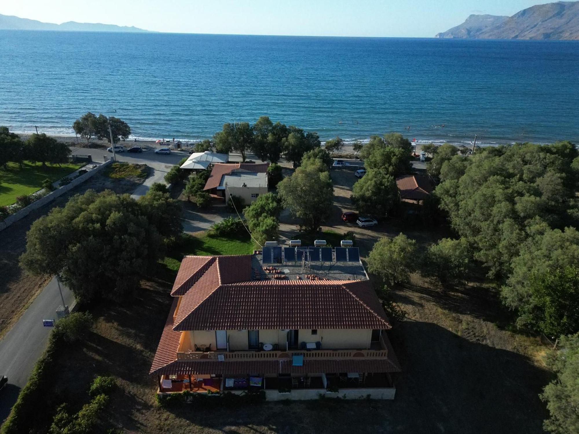 Rooms Leonidas Kissamos Exterior photo
