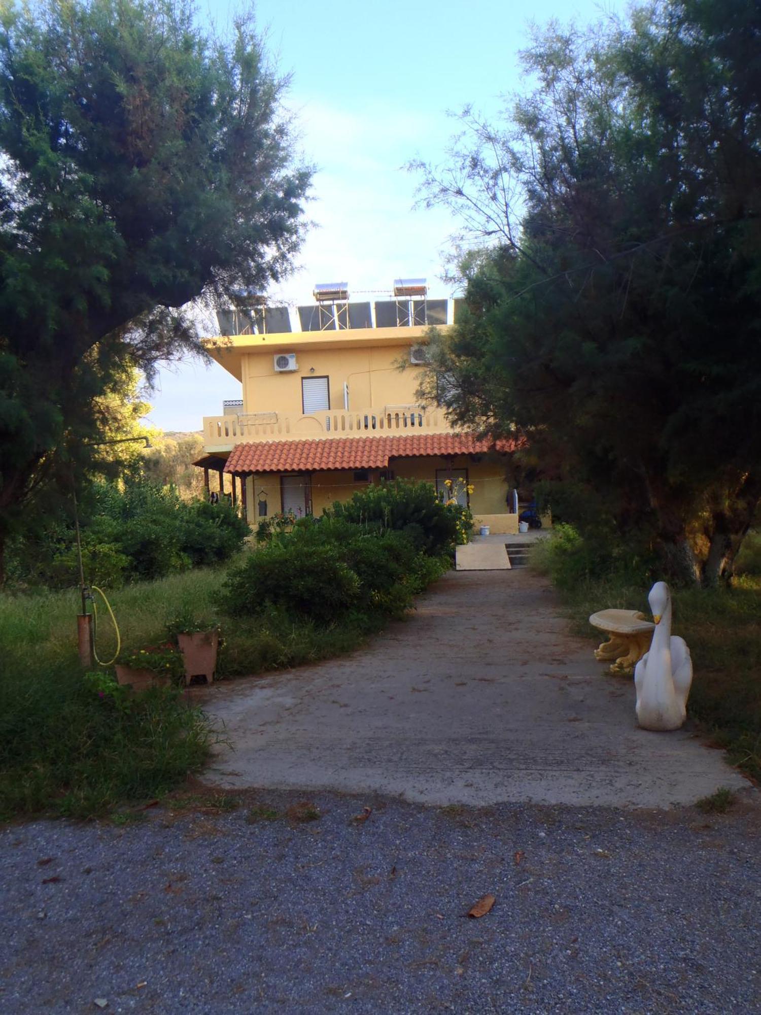 Rooms Leonidas Kissamos Exterior photo