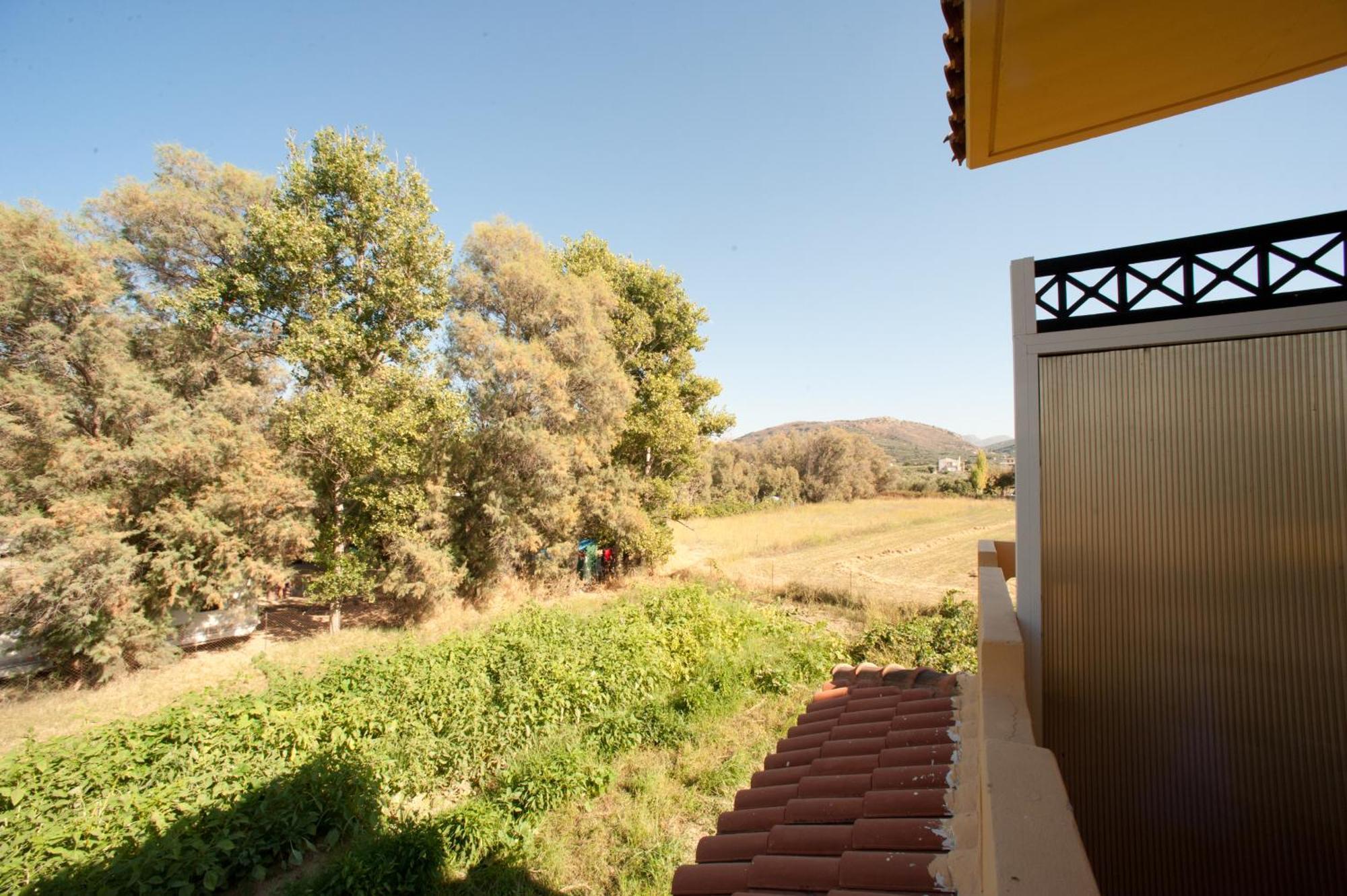 Rooms Leonidas Kissamos Exterior photo