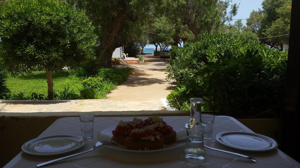 Rooms Leonidas Kissamos Exterior photo