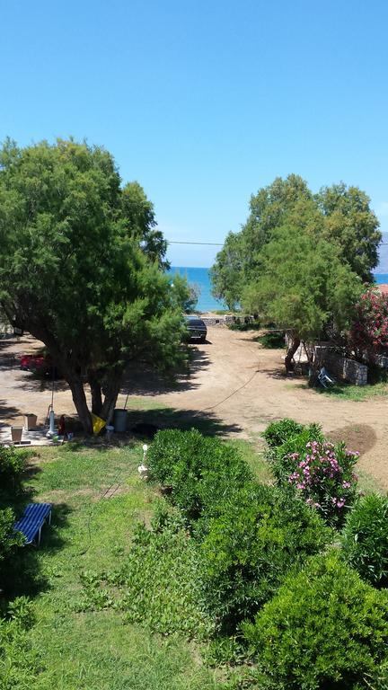 Rooms Leonidas Kissamos Exterior photo