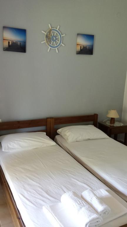 Rooms Leonidas Kissamos Exterior photo
