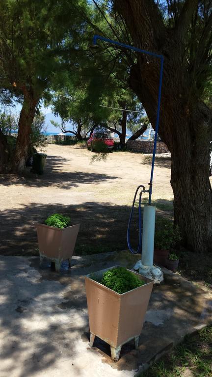 Rooms Leonidas Kissamos Exterior photo
